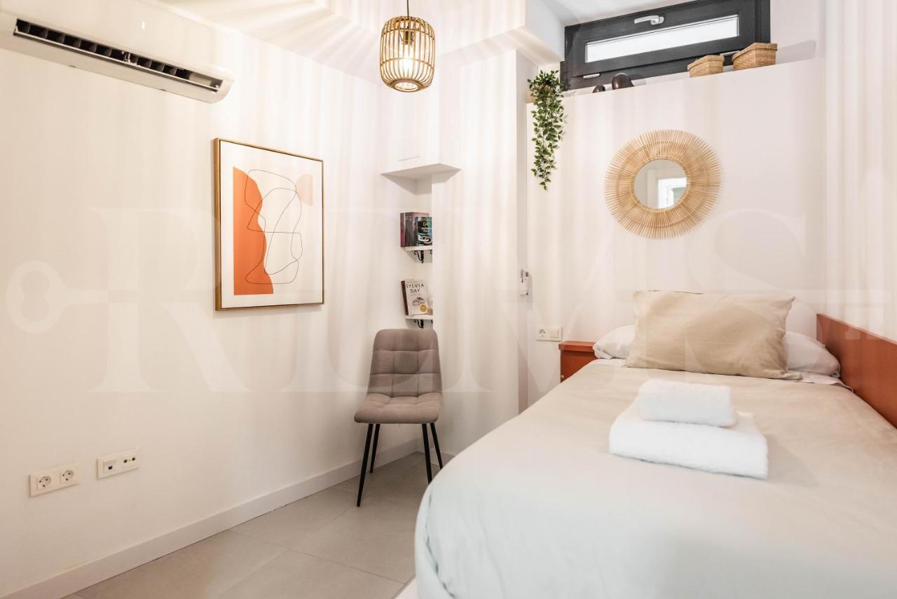 Intimate And Quiet Apartment - Center Malaga Bagian luar foto