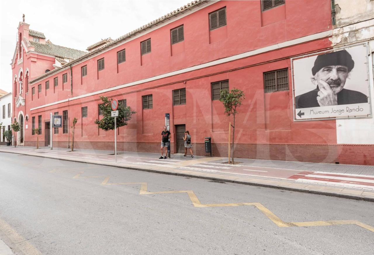 Intimate And Quiet Apartment - Center Malaga Bagian luar foto