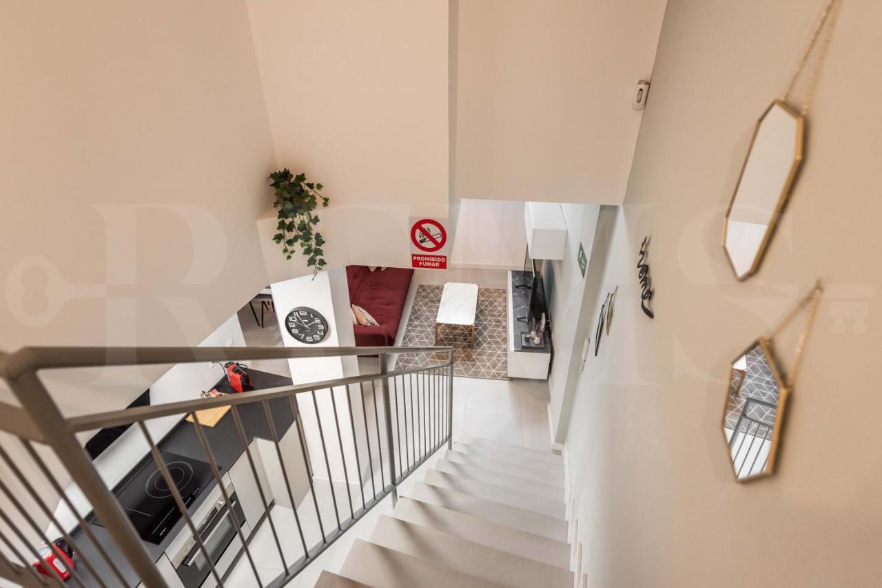 Intimate And Quiet Apartment - Center Malaga Bagian luar foto