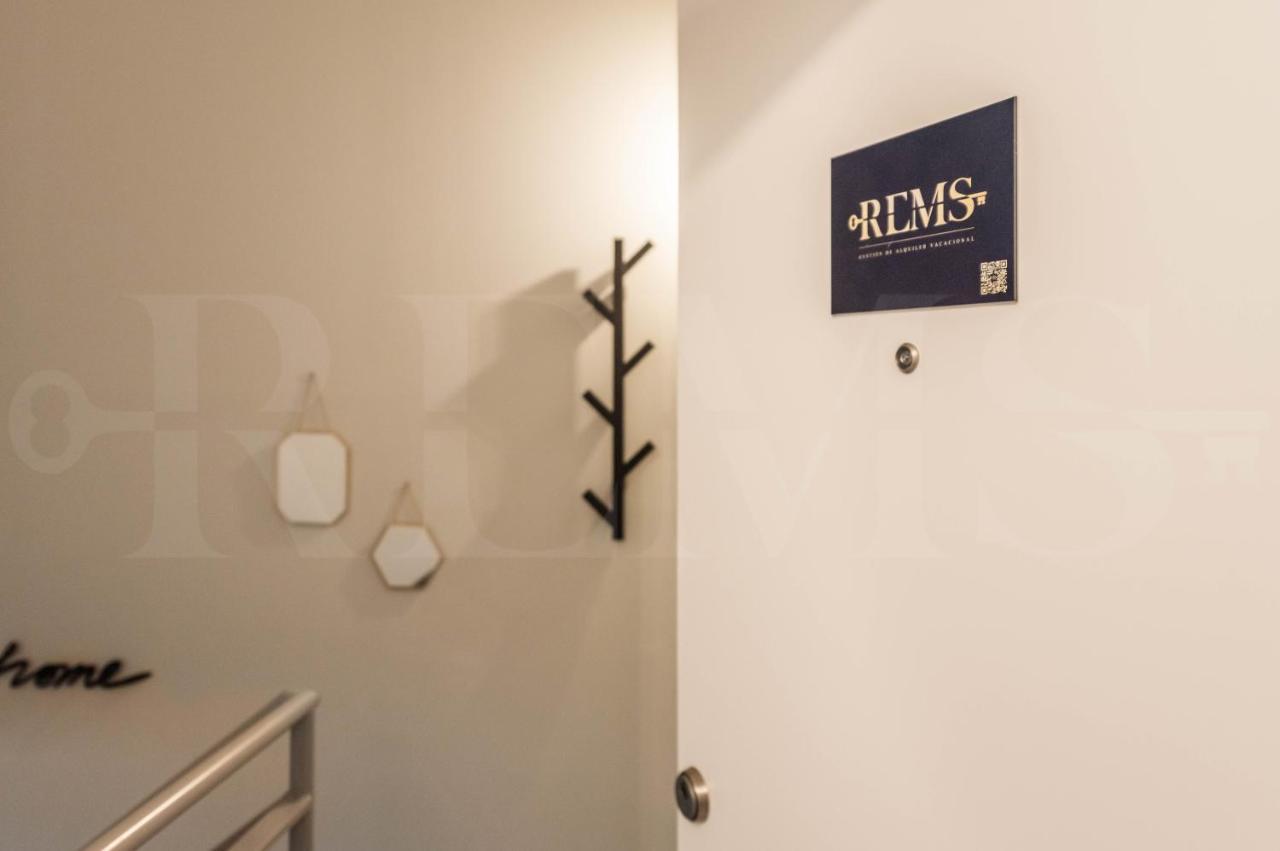 Intimate And Quiet Apartment - Center Malaga Bagian luar foto