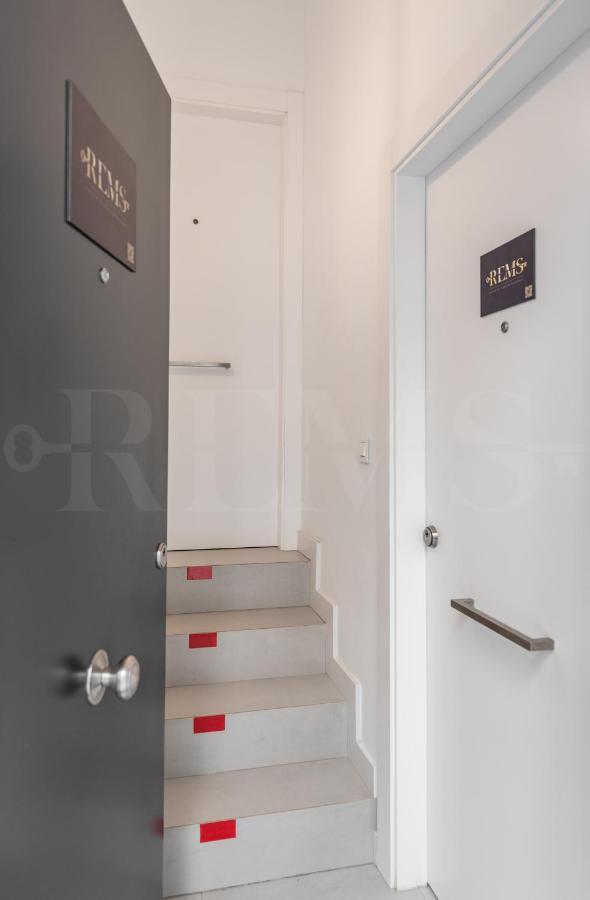 Intimate And Quiet Apartment - Center Malaga Bagian luar foto